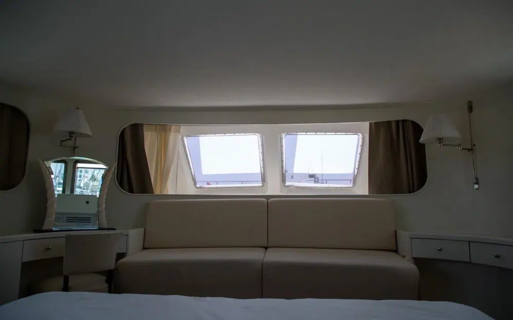 slider 107 Benetti 33
