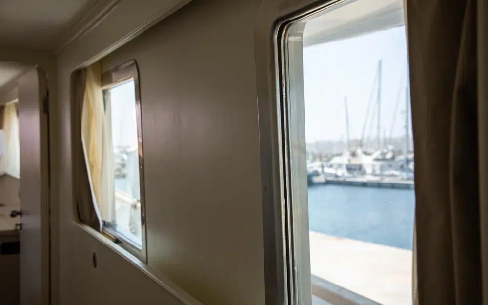 slider 114 Benetti 33