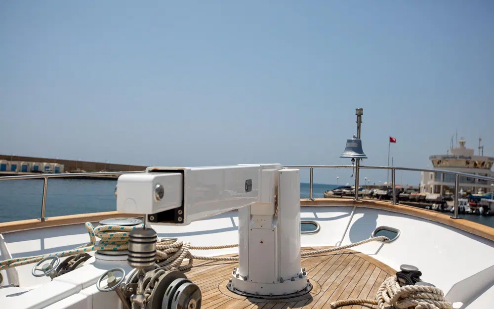 slider 11 Benetti 33