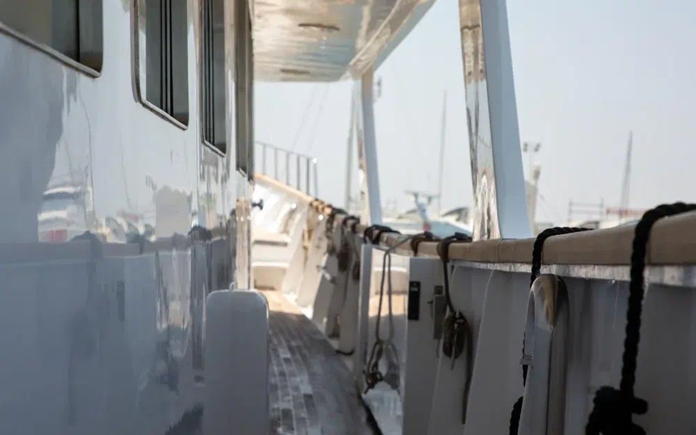 slider 27 Benetti 33