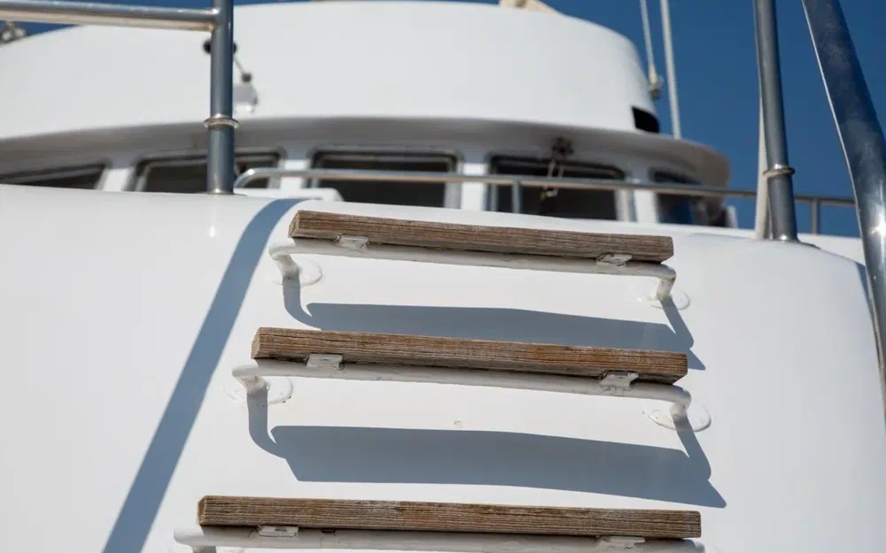 slider 28 Benetti 33