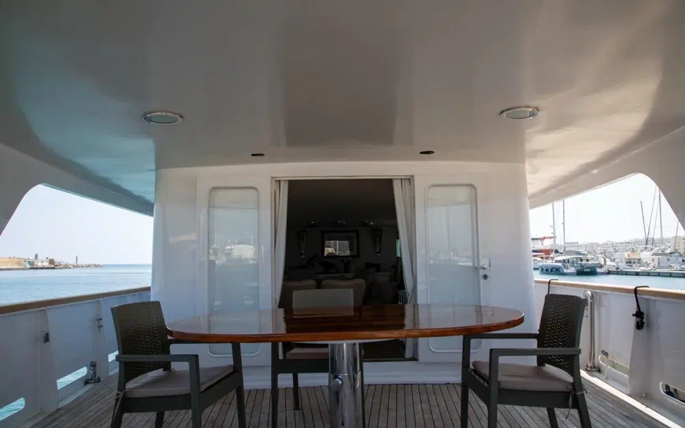 slider 42 Benetti 33
