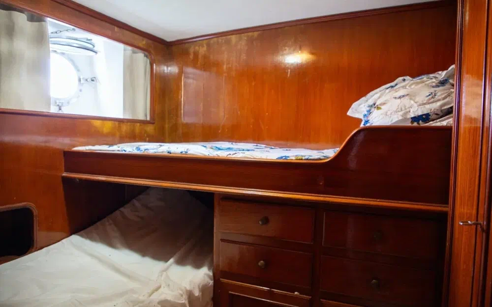 slider 98 Benetti 33