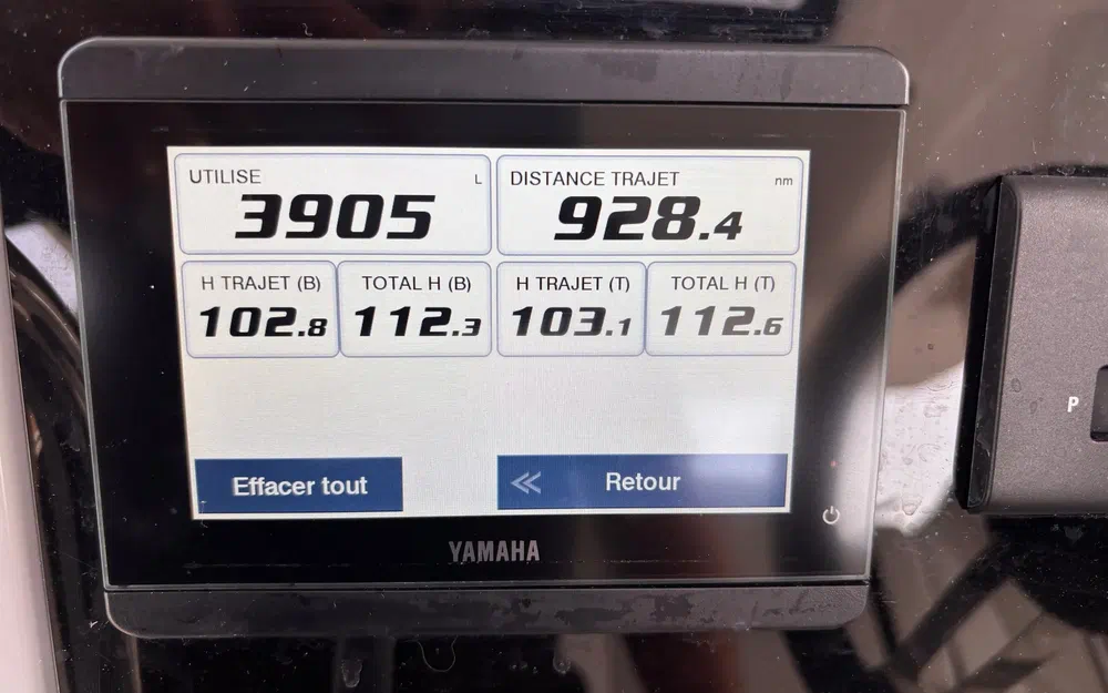 slider 10 Jeanneau Cap Camarat 10.5 WA Cap Camarat 10.5 Wa Serie 2