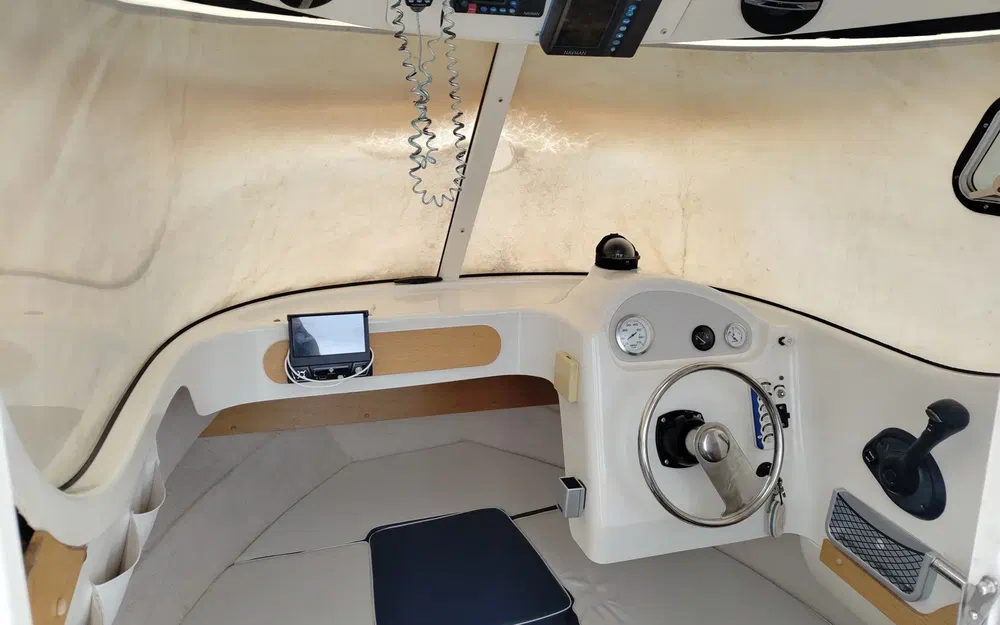 slider 20 Quicksilver Pilothouse 580