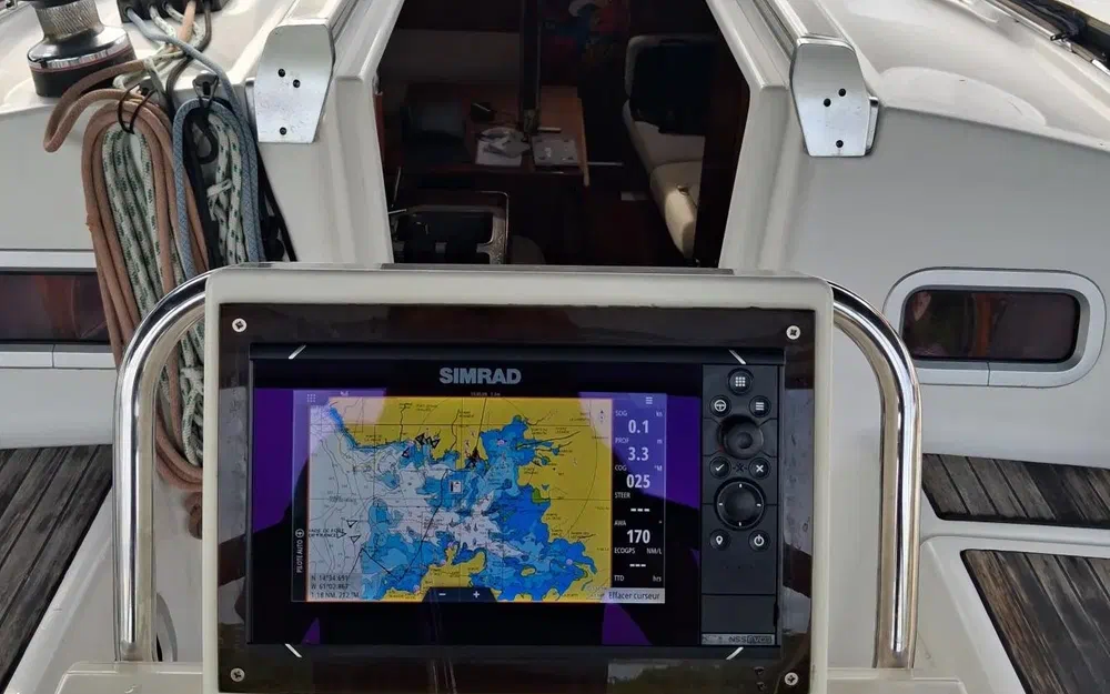 slider 3 Beneteau Oceanis 34