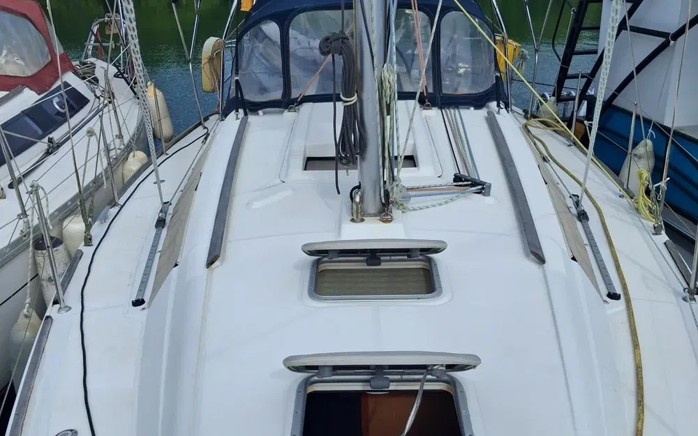 slider 7 Beneteau Oceanis 34