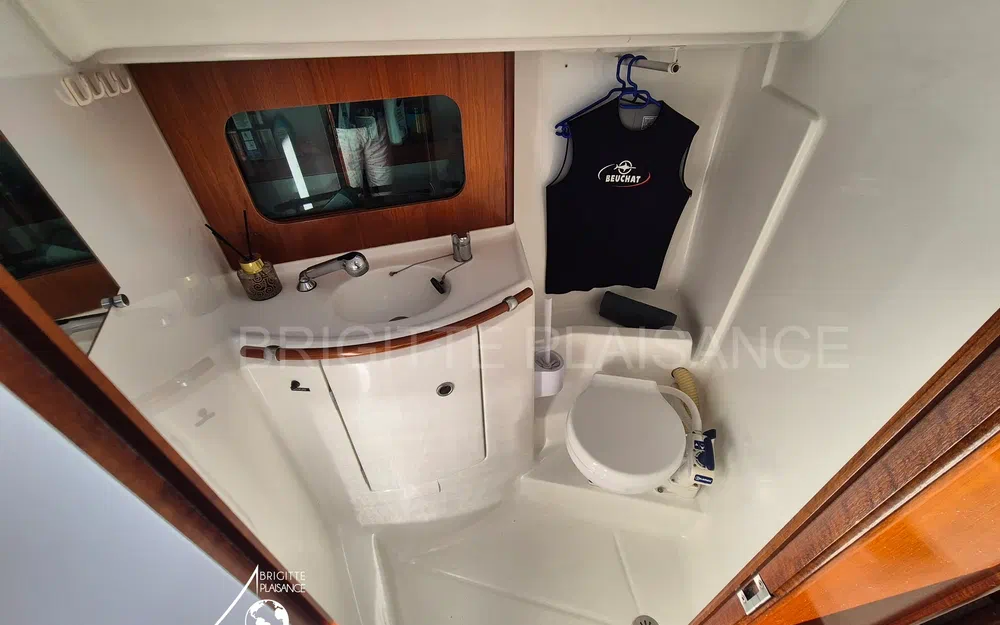 slider 9 Beneteau Oceanis 331 Clipper