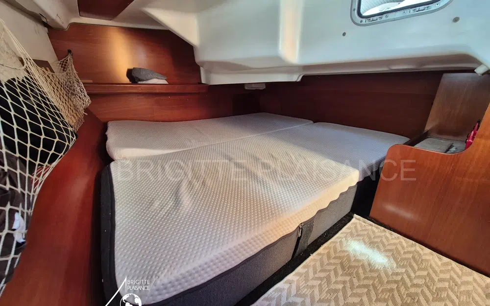 slider 7 Beneteau Oceanis 331 Clipper