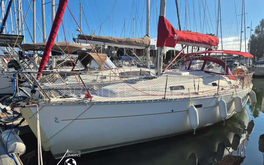 slider 0 Beneteau Oceanis 331 Clipper