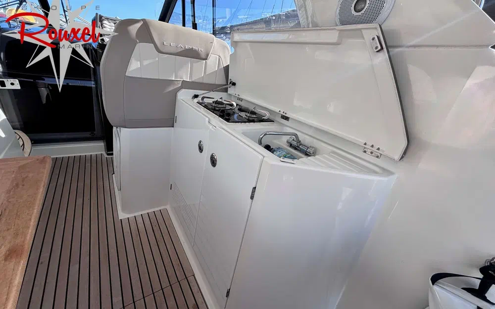 slider 10 Jeanneau Leader 36 Sportop