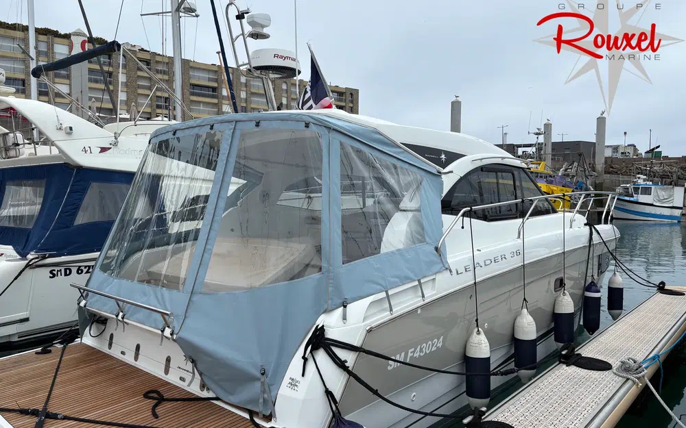slider 0 Jeanneau Leader 36 Sportop
