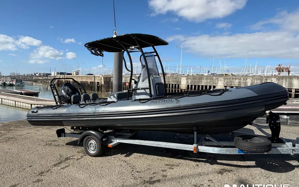 slider 0 3D Tender Patrol 650