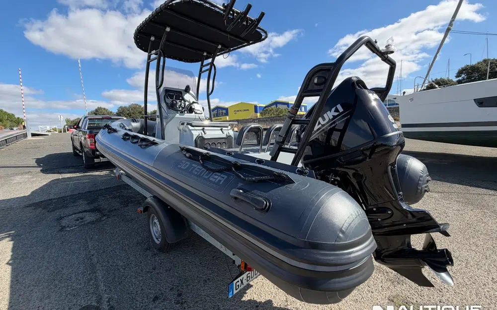 slider 6 3D Tender Patrol 650