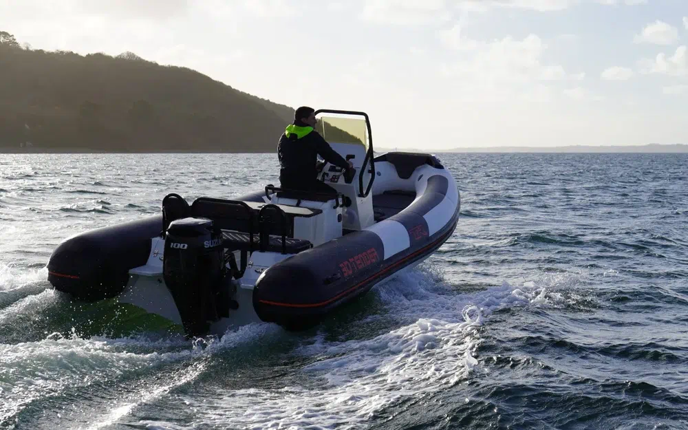 slider 2 3D Tender TR6 70cv