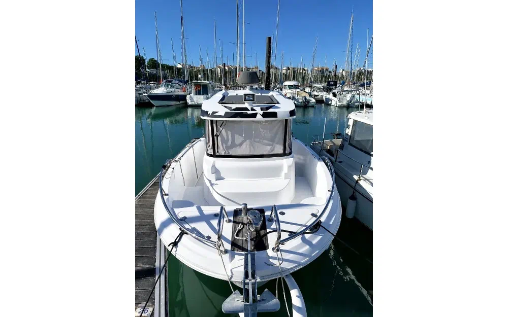 slider 3 Beneteau Barracuda 7