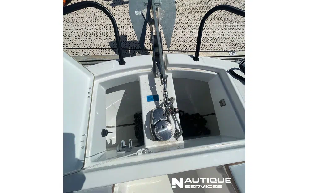 slider 7 Beneteau Flyer 7