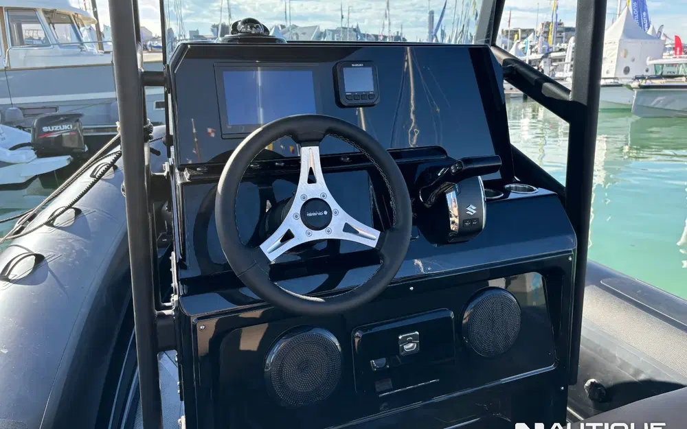 slider 10 Brig Navigator 22
