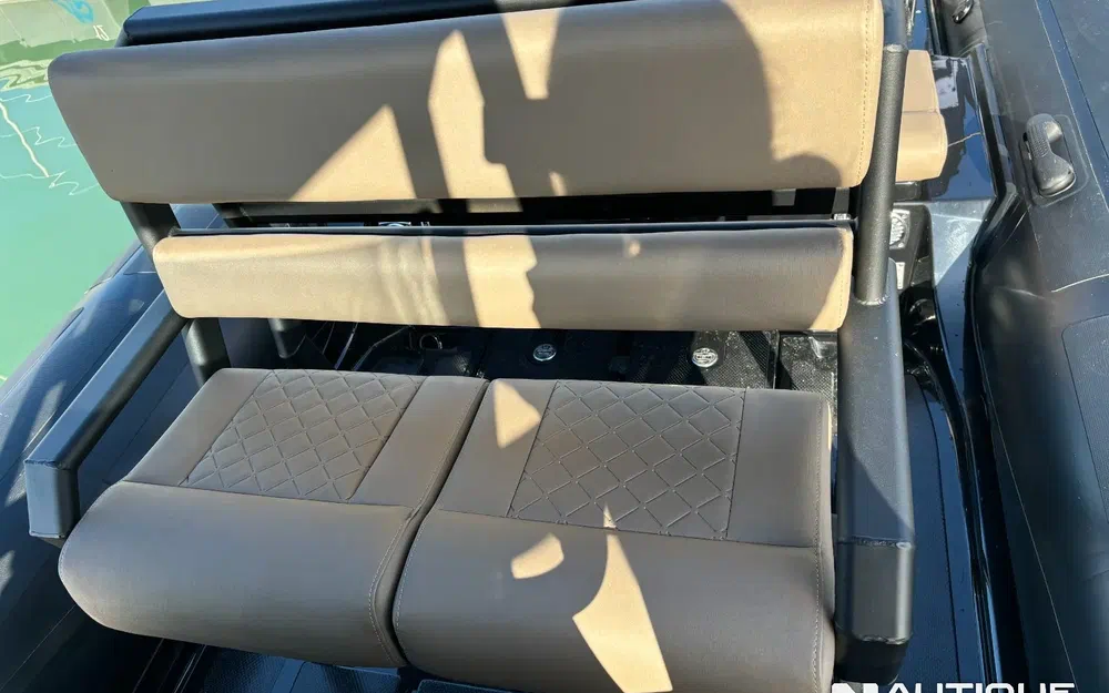 slider 11 Brig Navigator 22