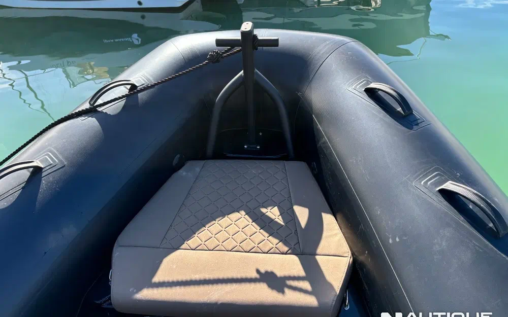 slider 14 Brig Navigator 22