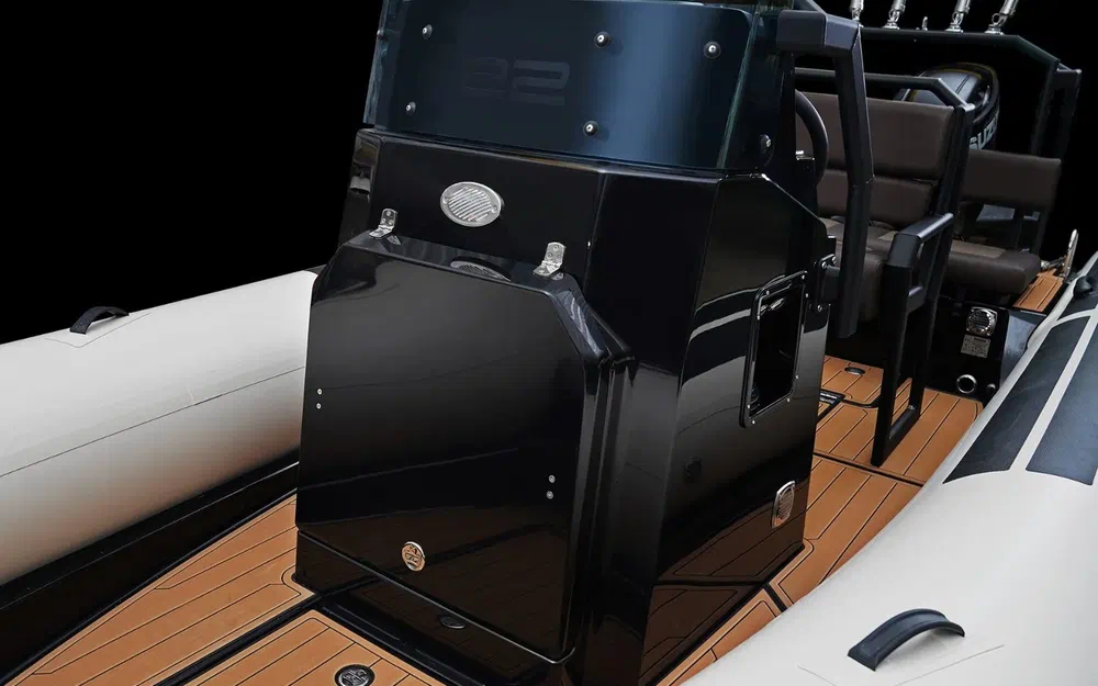 slider 24 Brig Navigator 22