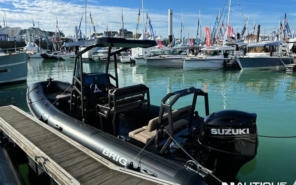 slider 1 Brig Navigator 22
