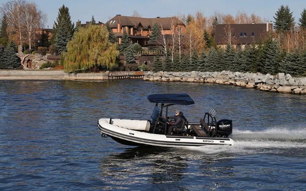 slider 36 Brig Navigator 22