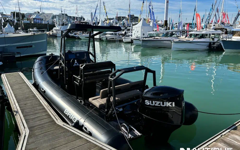 slider 8 Brig Navigator 22