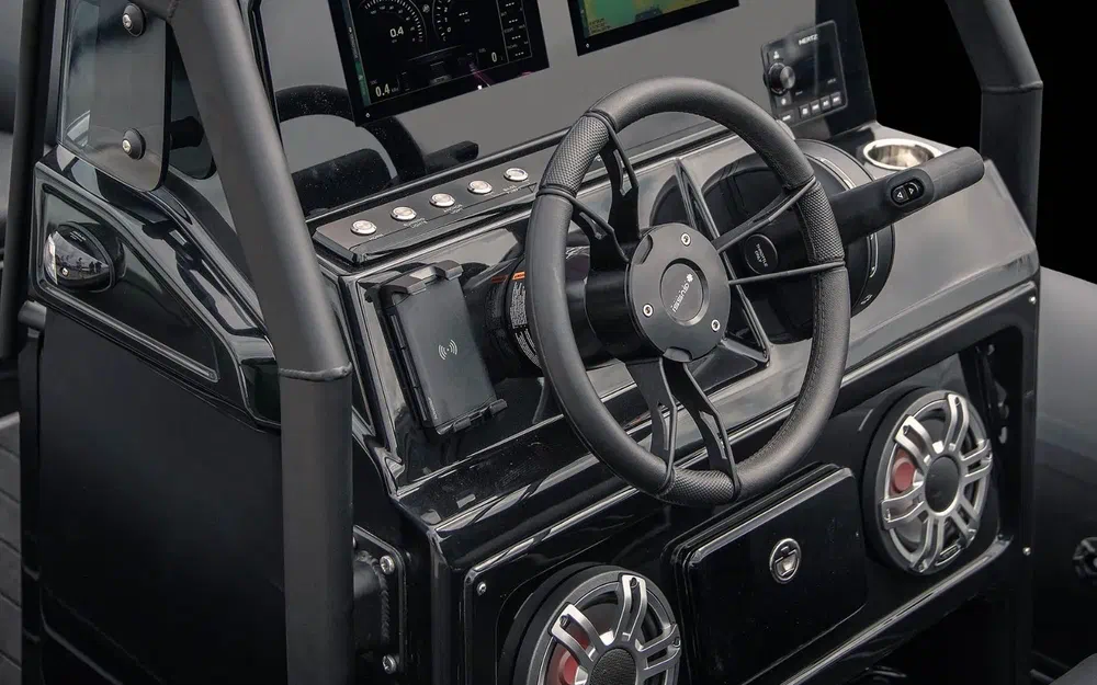 slider 12 Brig Navigator 20
