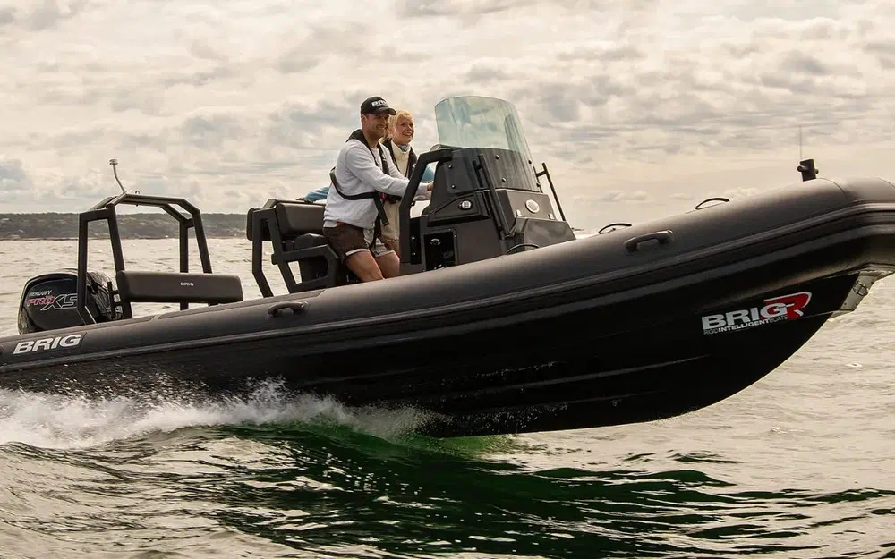 slider 14 Brig Navigator 20