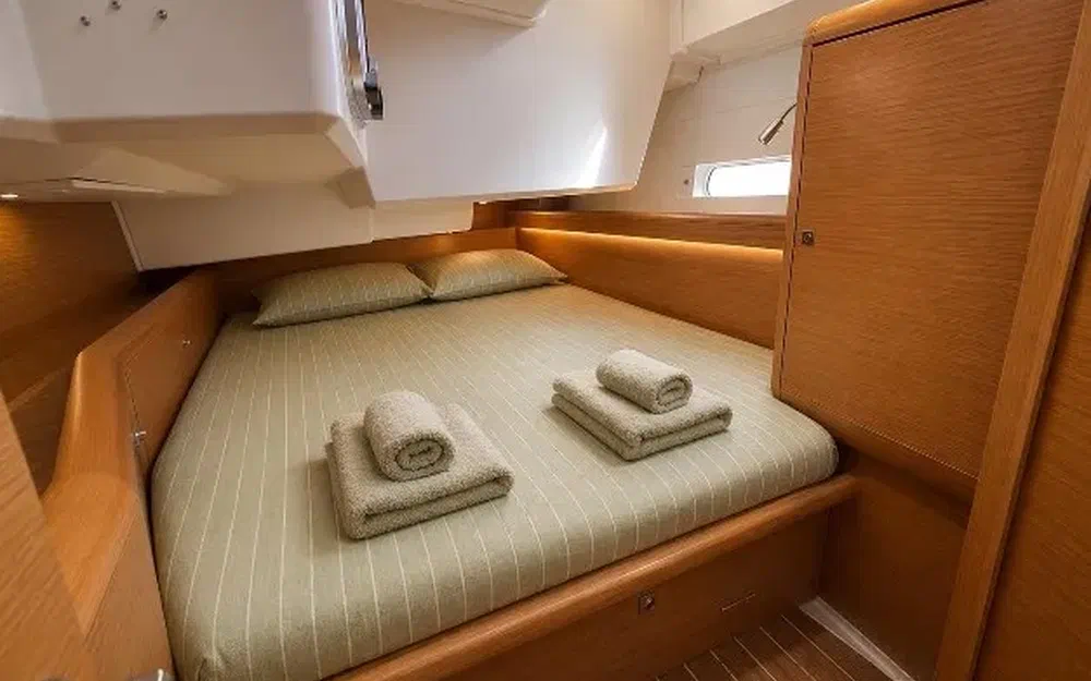 slider 2 Jeanneau Sun Odyssey 509