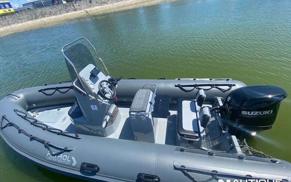slider 4 3D Tender Patrol 550