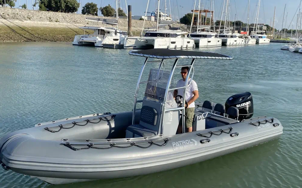 slider 3 3D Tender Patrol 650