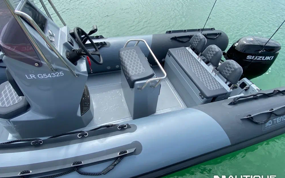 slider 4 3D Tender Patrol 550