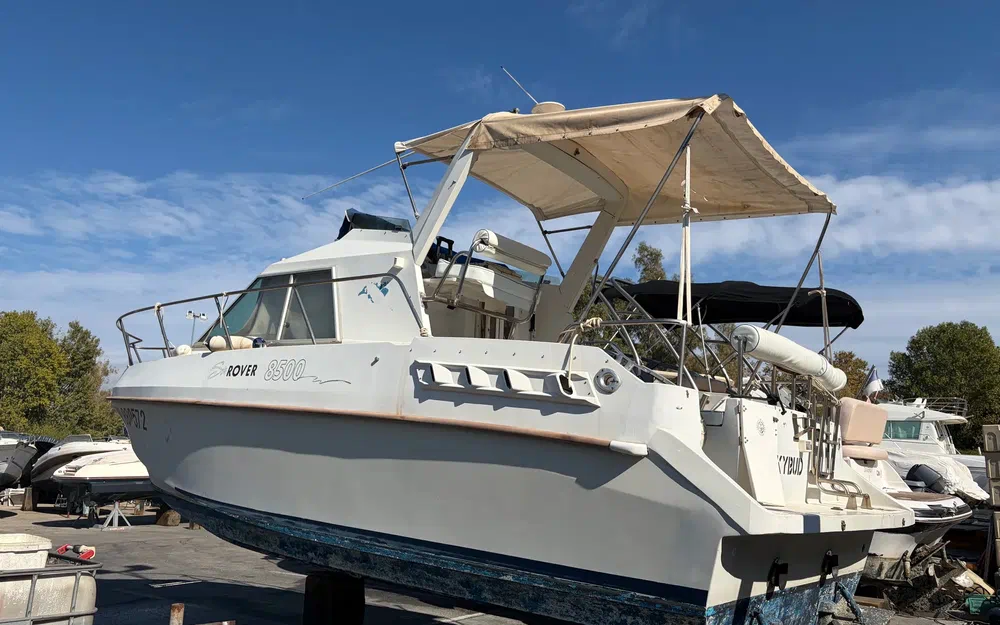 slider 1 EIDER MARINE SEA ROVER 8500