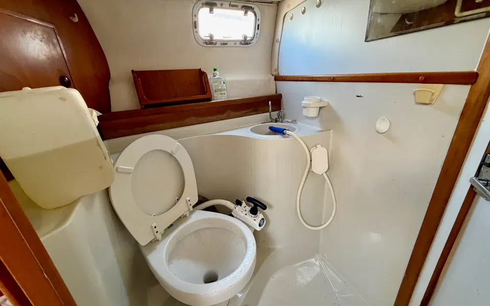 slider 6 EIDER MARINE SEA ROVER 8500