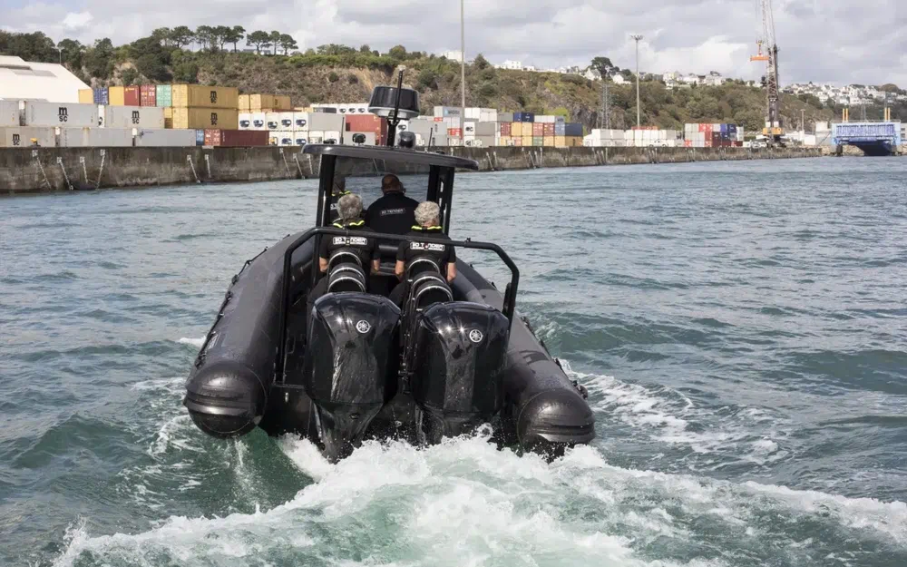 slider 5 3D Tender Patrol 860