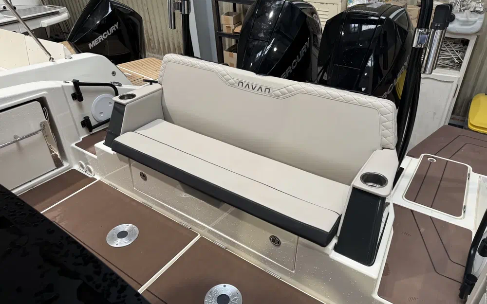 slider 3 Navan C30