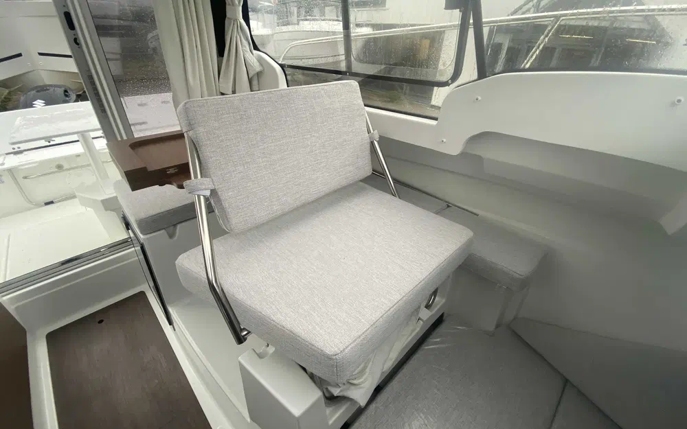 slider 8 Jeanneau Merry Fisher 695 Serie 2