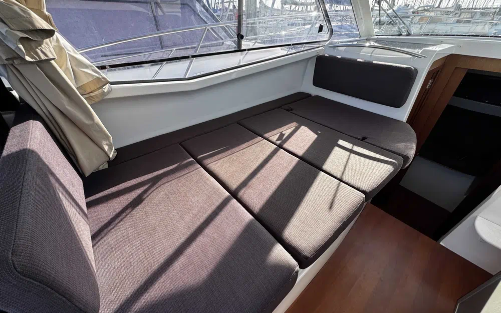 slider 18 Jeanneau Merry Fisher 855
