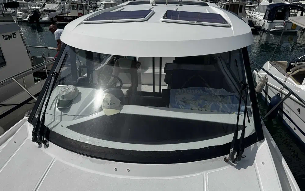 slider 3 Jeanneau Merry Fisher 855