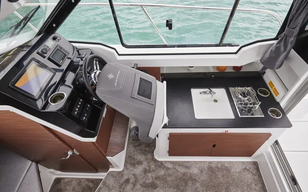 slider 14 Jeanneau Merry Fisher 795