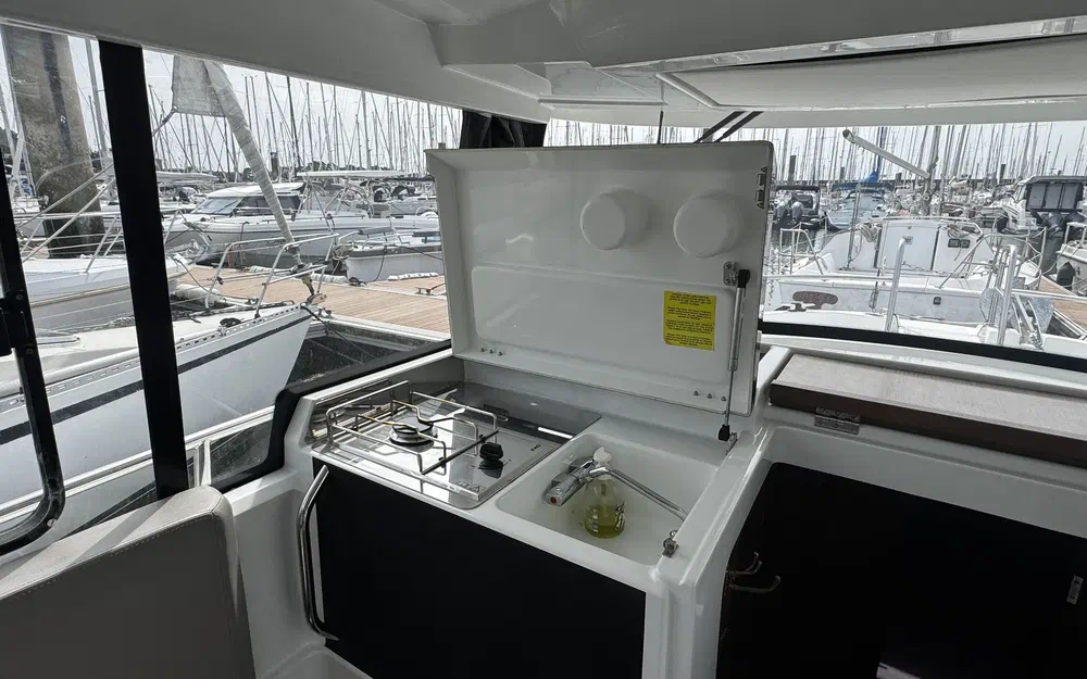 slider 16 Jeanneau Merry Fisher 895