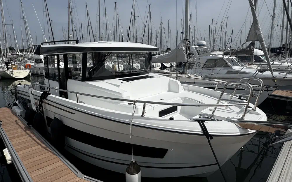 slider 1 Jeanneau Merry Fisher 895