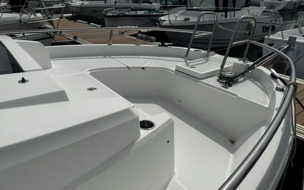 slider 3 Jeanneau Merry Fisher 895