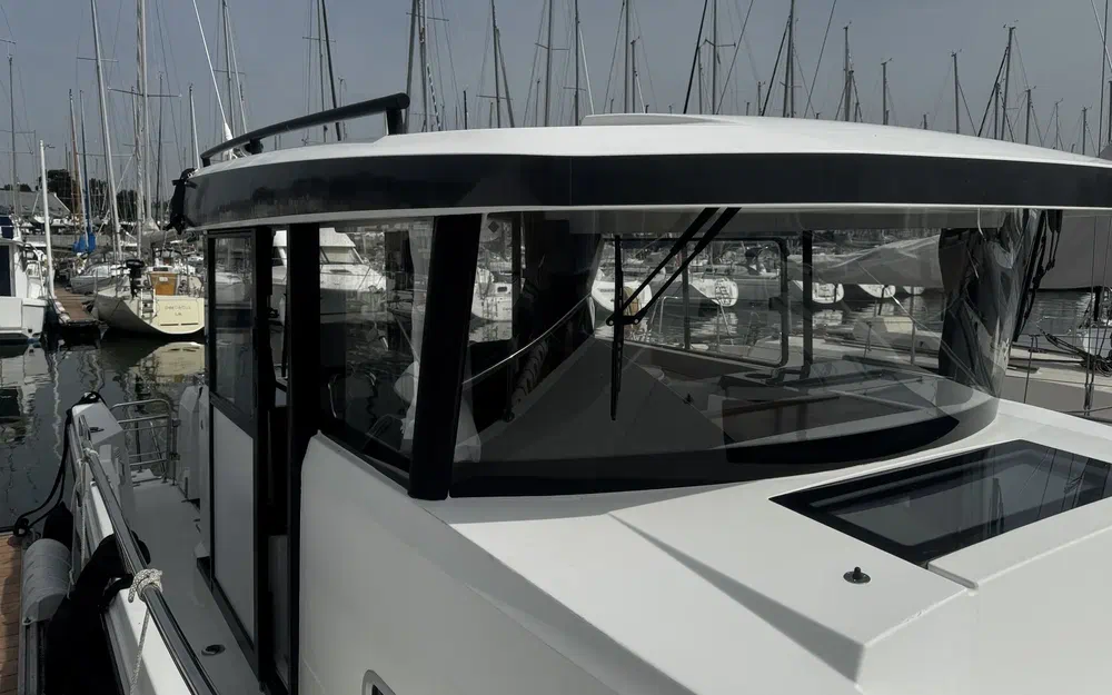slider 4 Jeanneau Merry Fisher 895