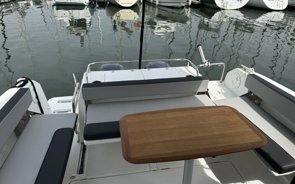 slider 7 Jeanneau Merry Fisher 895