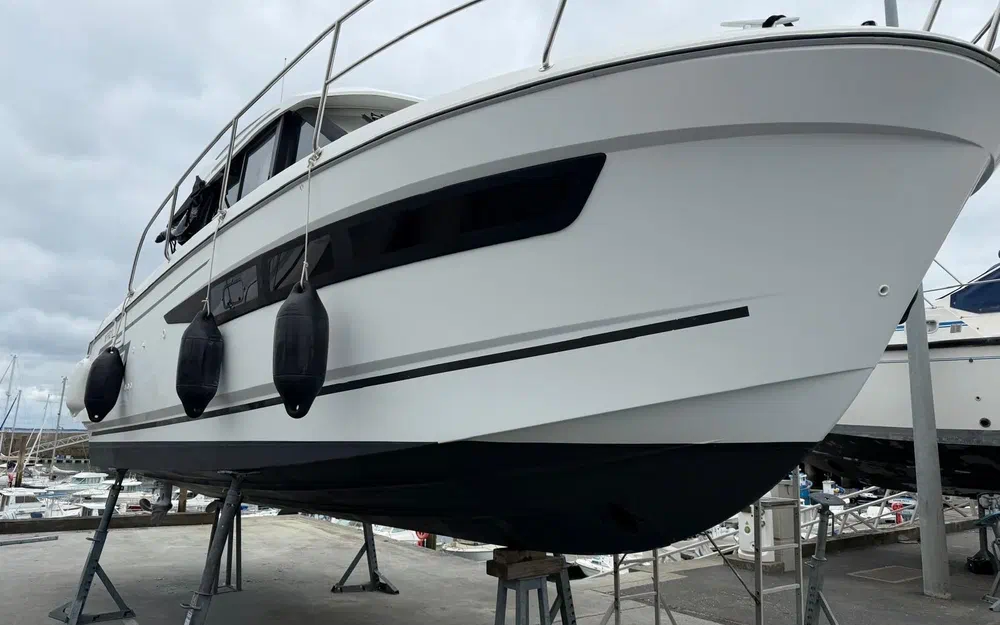 slider 0 Jeanneau Merry Fisher 895 Offshore