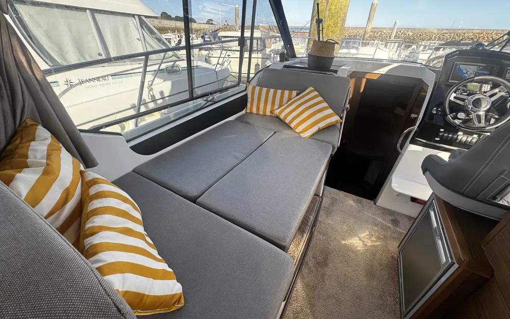 slider 15 Jeanneau Merry Fisher 895 Offshore