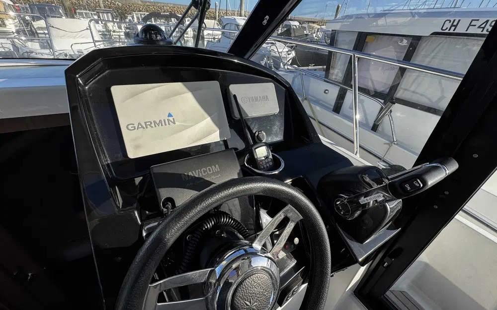 slider 19 Jeanneau Merry Fisher 895 Offshore